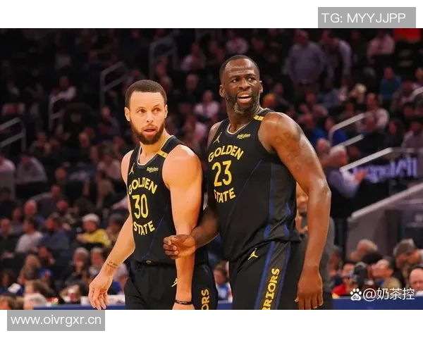 浓眉称赞球队阵容深度九到十名球员具备轮换实力