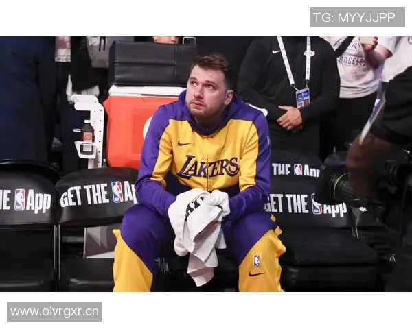 本赛季定向助攻榜单揭晓里夫斯助攻艾顿27次东契奇紧随其后25次