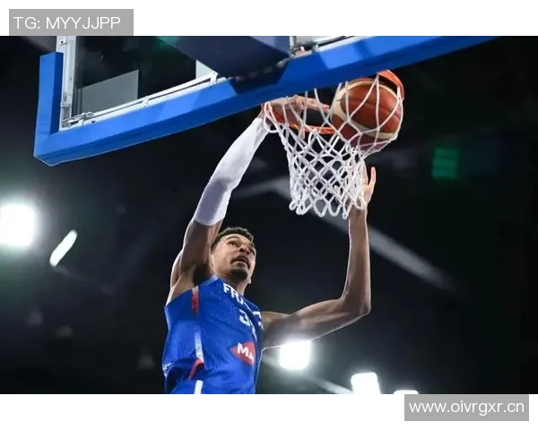 文班亚马谈替补出场安排表示无碍自信能在三节比赛中发挥出色